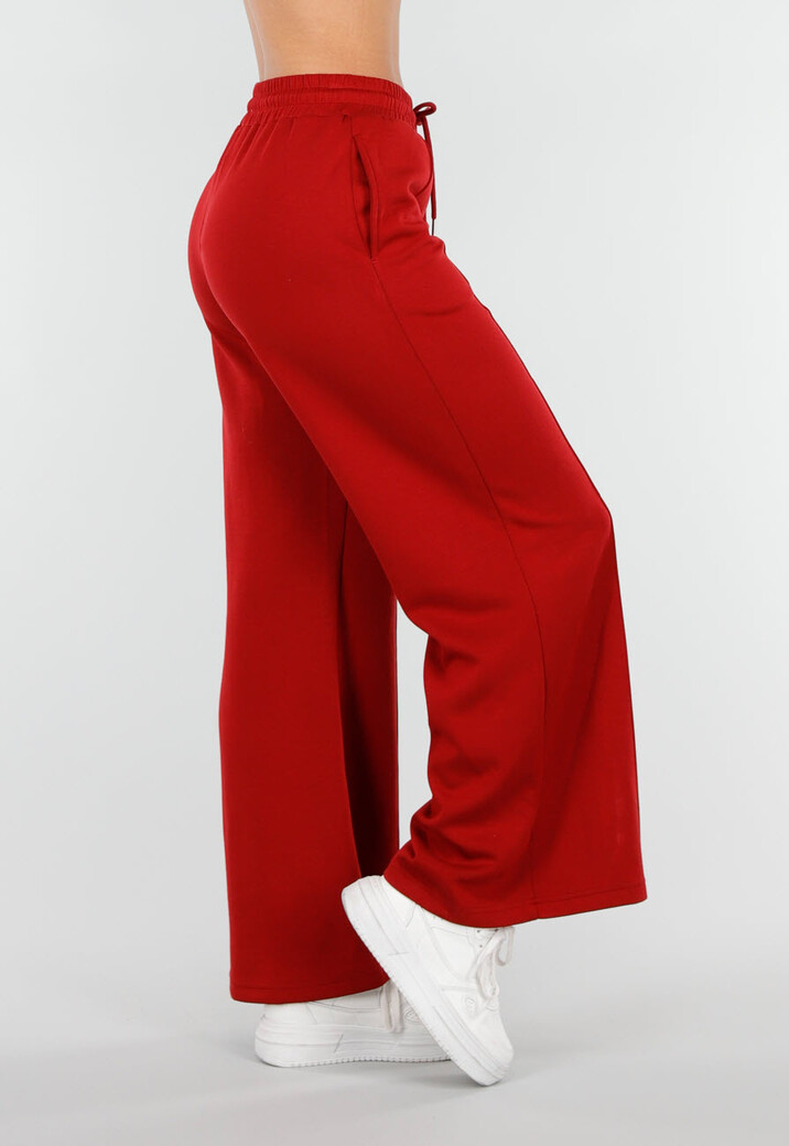 Bordeauxrode Broek met Wijde Pijpen en Elastische Taille