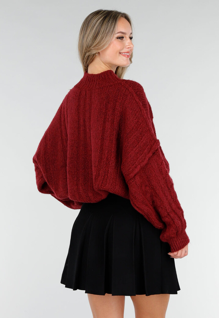 Bordeauxrode Gebreide Trui met Kabelpatroon en Pofmouwen