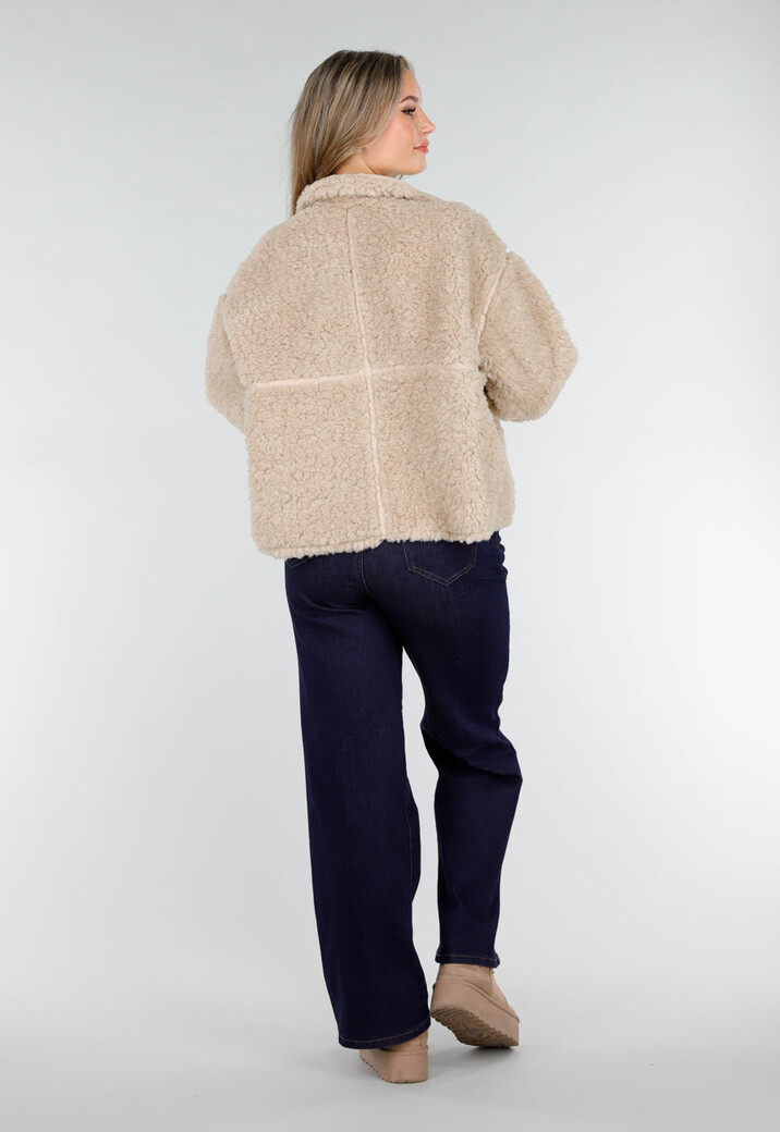 Beige Teddy Jas met Opstaande Kraag en Knoopsluiting