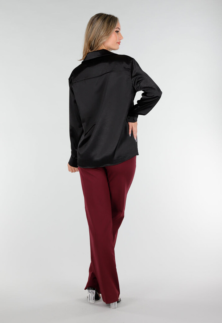 Zwarte Satijnlook Blouse met Lange Mouwen en Knoopsluiting