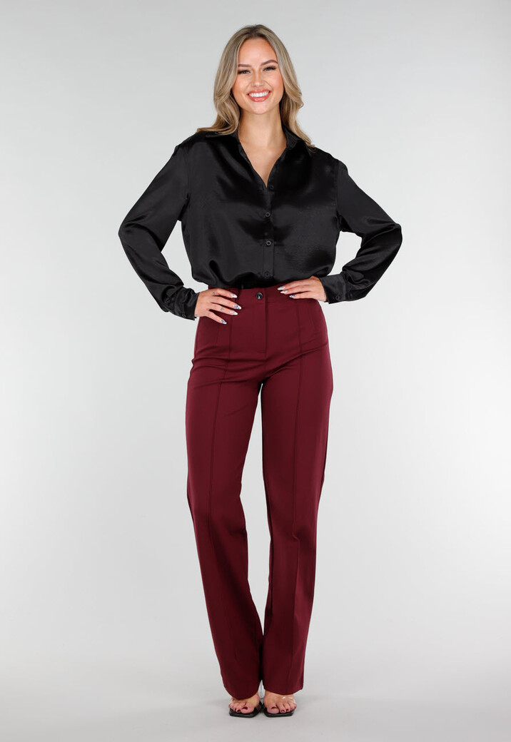 Zwarte Satijnlook Blouse met Lange Mouwen en Knoopsluiting