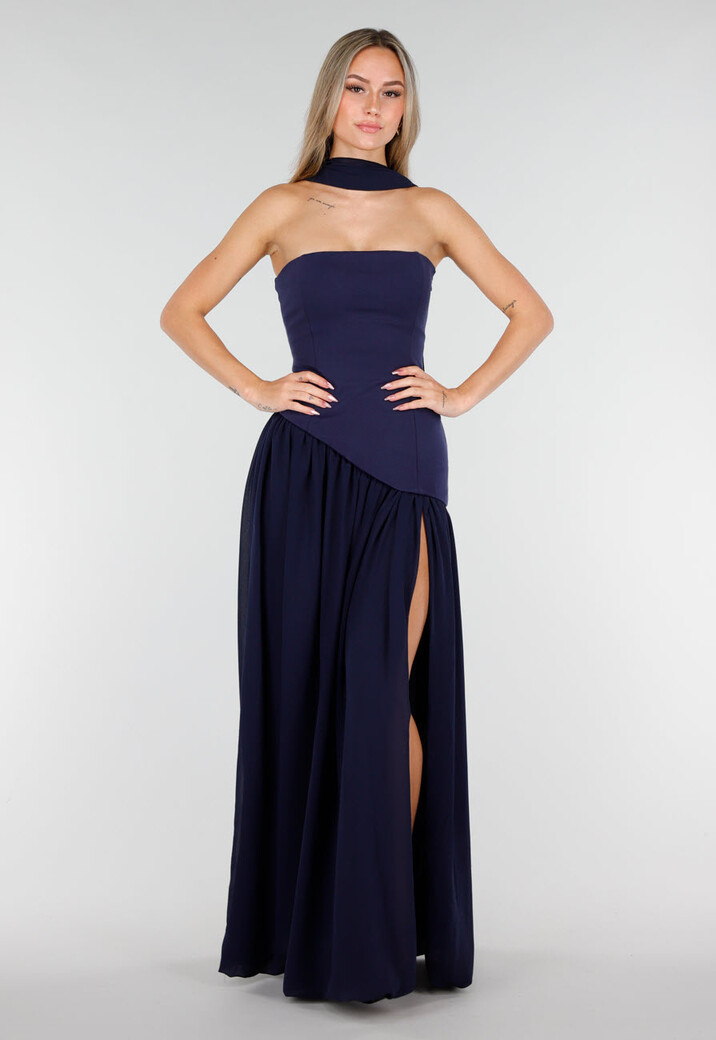 Donkerblauwe Strapless Maxi Stretch Jurk met Split en Hals Sjaal