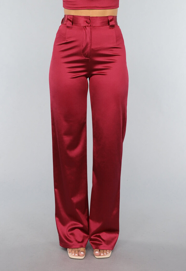 Burgundy Pantalon van Stretch Satijn in Model