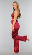 Burgundy Pantalon van Stretch Satijn in Model