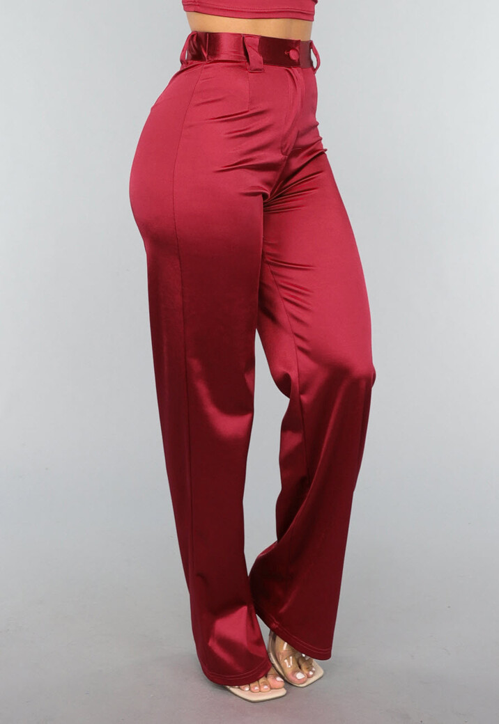 Burgundy Pantalon van Stretch Satijn in Model