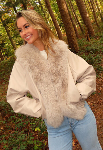 Beige Jack met Bontkraag