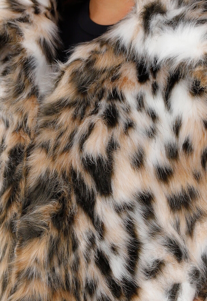 Faux Fur Jas met Luipaardprint en Kraag