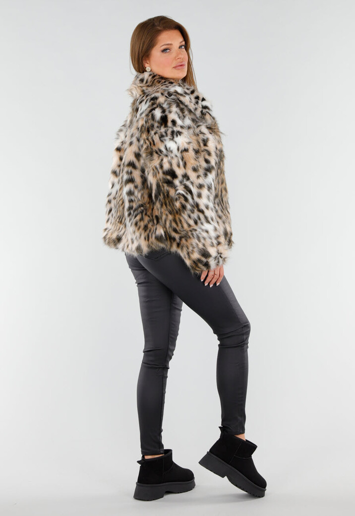Faux Fur Jas met Luipaardprint en Kraag