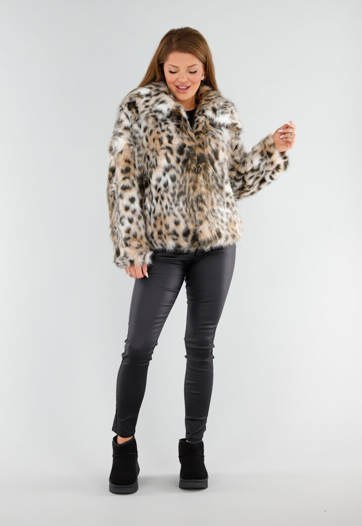 Faux Fur Jas met Luipaardprint en Kraag