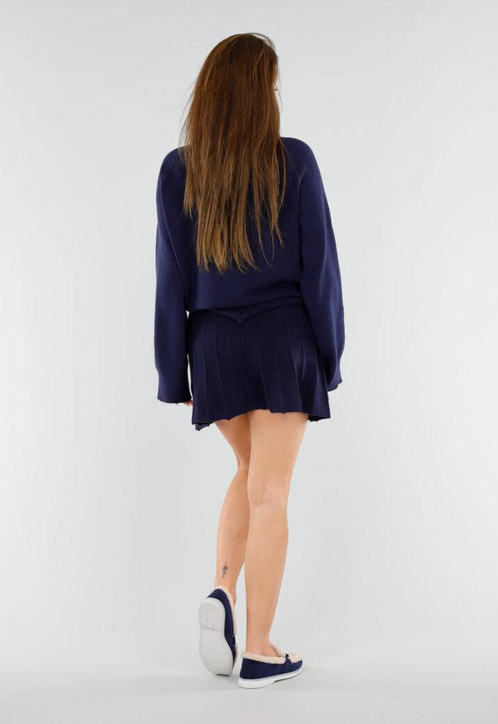 Donkerblauwe Loafers met Beige Bontvoering en Witte Zool