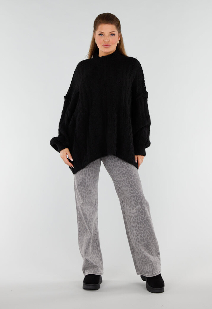 Zwarte Oversized Gebreide Trui met Colkraag en Kabelpatroon