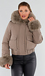 Taupe Korte Jas met Imitatiebontkraag