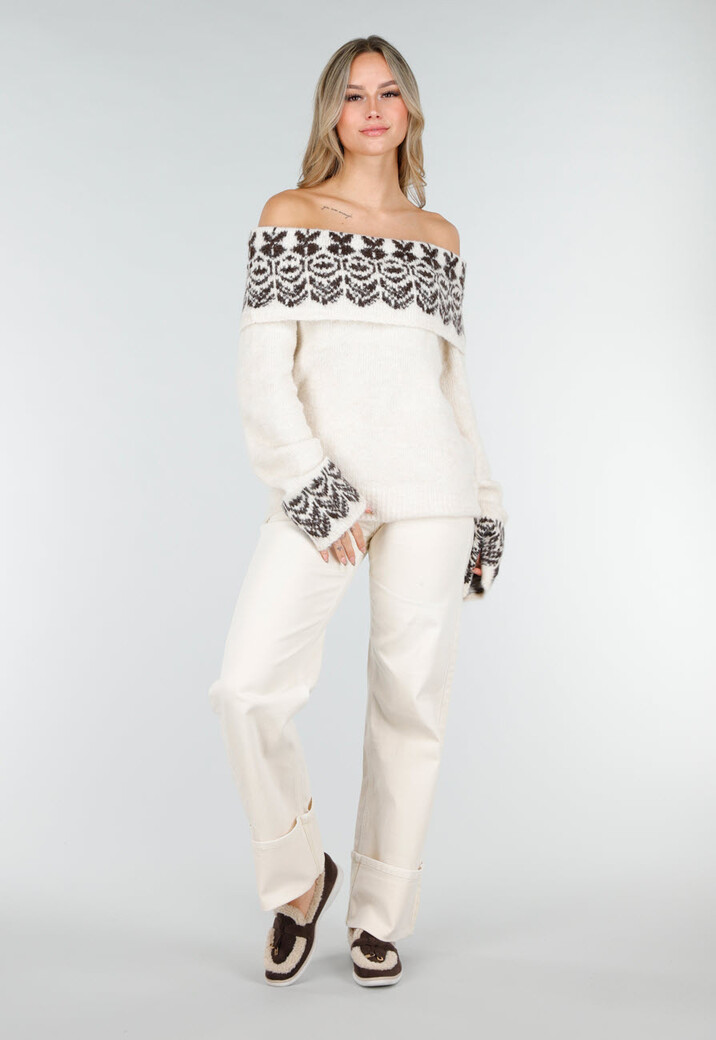 Crèmekleurige Off Shoulder Wollen Stretch Trui met Bruin Patroon
