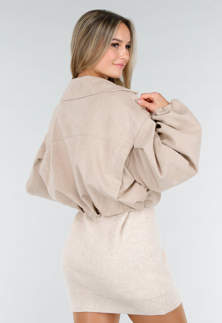 Beige Suède Look Jasje met Dubbele Knoopsluiting en Wijde Mouwen