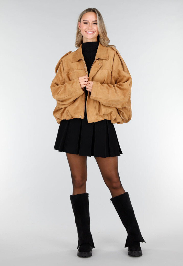 Camel Jas met Suède Look en Oversized Pasvorm