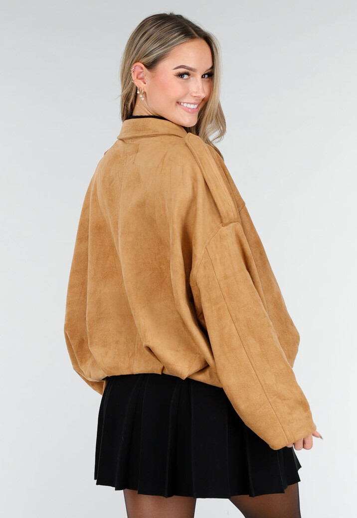 Camel Jas met Suède Look en Oversized Pasvorm