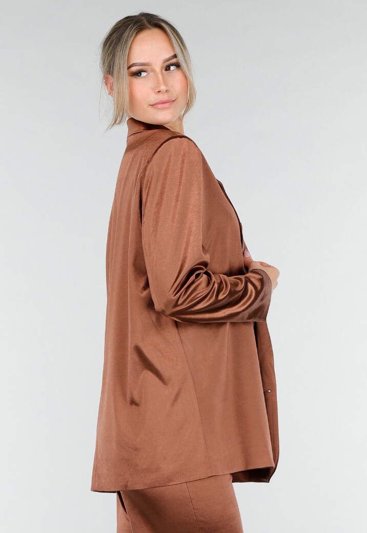 Bruine Satijnlook Blazer met Licht Getailleerde Pasvorm en Dubbele Knopen
