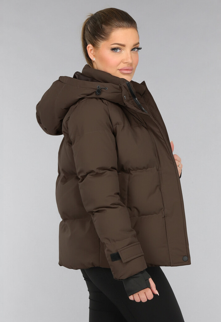 Korte Bruine Winterjas met Capuchon