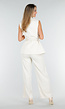 Witte Matchende Set met Mouwloze Top, Statement Riem en Wide Leg Broek