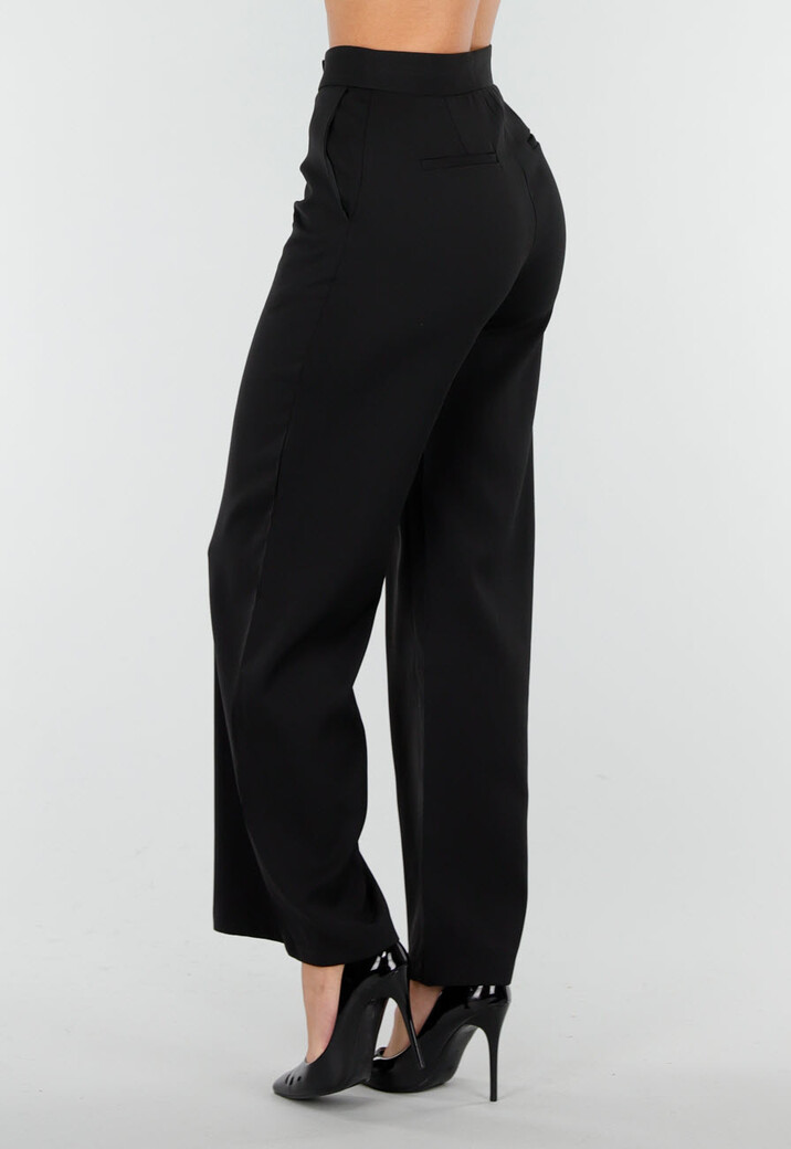 Zwarte Dames Matchende Set met Mouwloze Top, Statement Riem en Wide Leg Broek