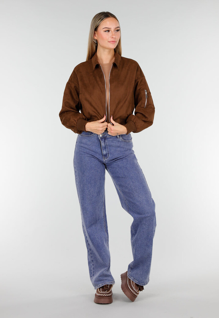 Bruine Cropped Bomberjas met Zilverkleurige Rits en Utility-Zak op de Mouw