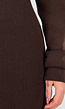 Bruine Lange Gebreide Jurk met Hoge Hals, Schoudervullingen en Split Achterzijde