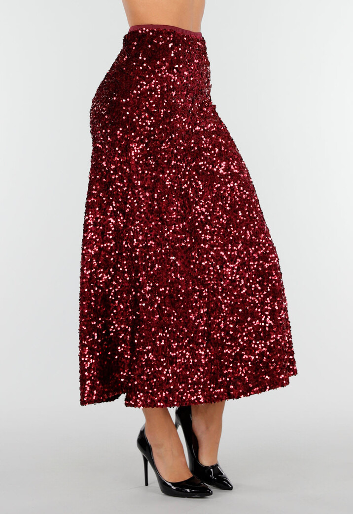 Rode Midi Rok met All Over Pailletten en Subtiele Uitlopende Zoom