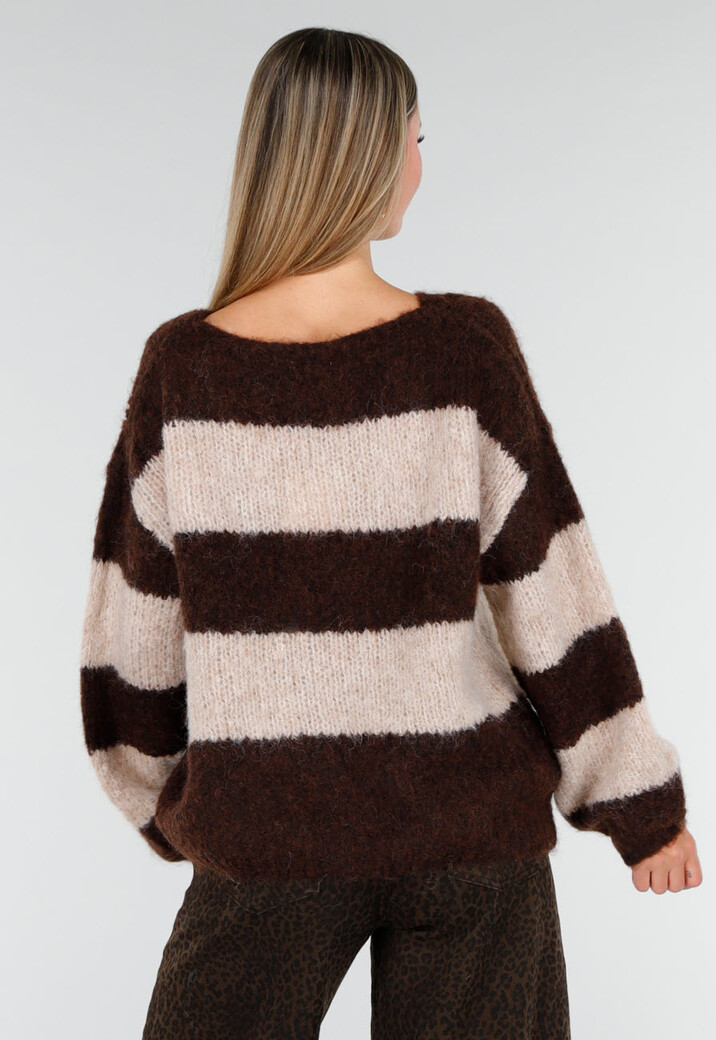 Gestreepte Fluffy Trui in Bruin en Beige met Losvallende Pasvorm