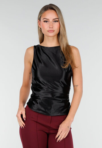 Zwarte Stretch Satijnen Top met Pads