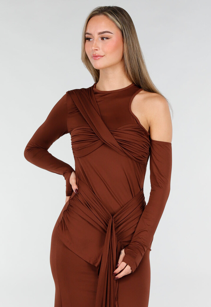 Bruine Asymmetrische Maxi Jurk met Cut Out en Draping