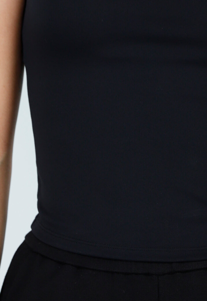 Zwarte Crop Top met Spaghetti Bandjes en Stretch