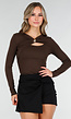 Bruine Top met Cut-Out en Goudkleurig Detail