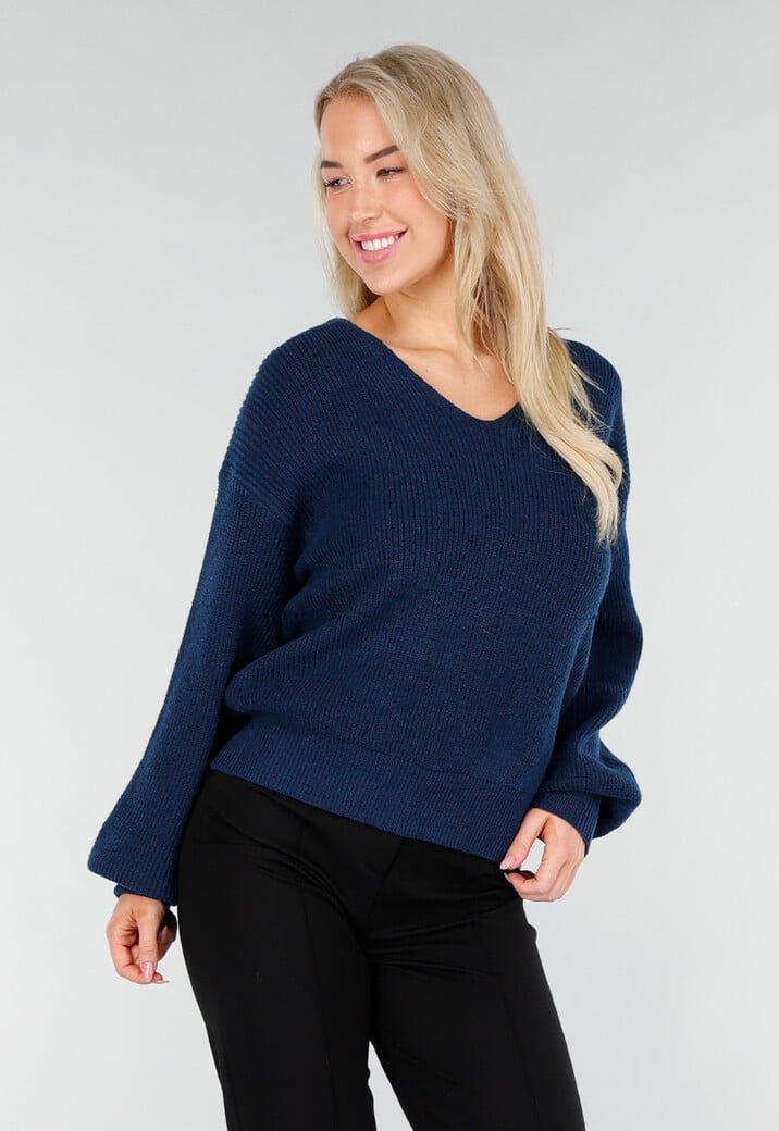 Donkerblauwe Gebreide Trui met Open Rug en Satijnen Strikdetail