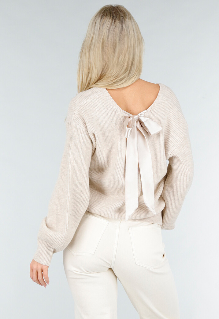 Beige Gebreide Trui met Open Rug en Satijnen Strikdetail