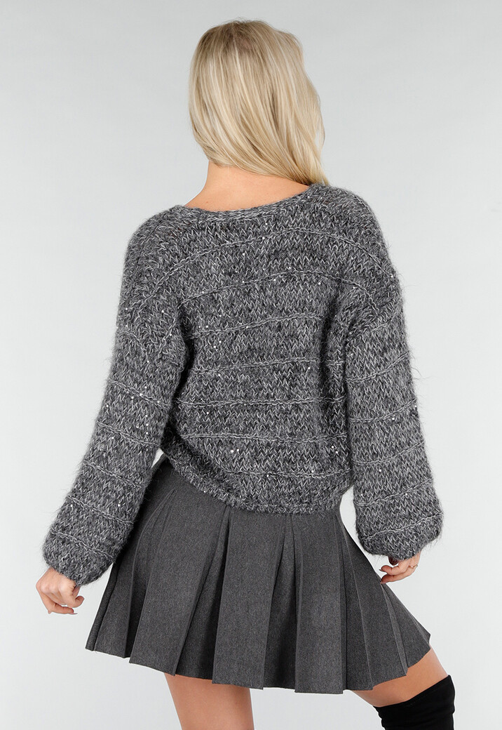 Donkergrijs Gebreid Vest met Strikknopen en Subtiele Glansdetails