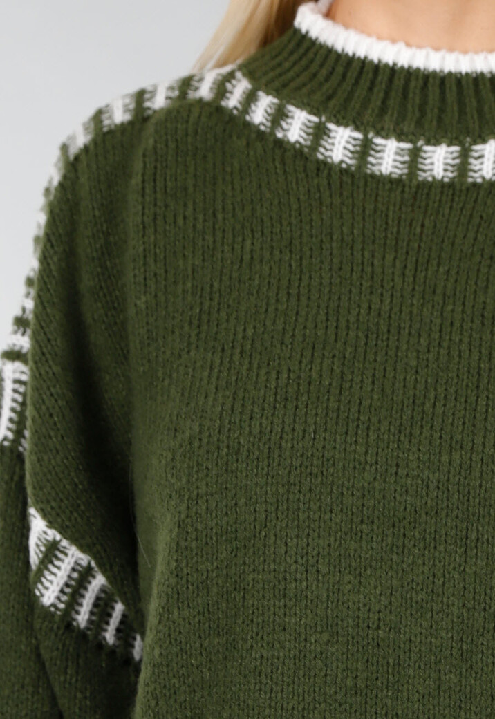 Groene Gebreide Trui met Hoge Hals en Witte Randdetails