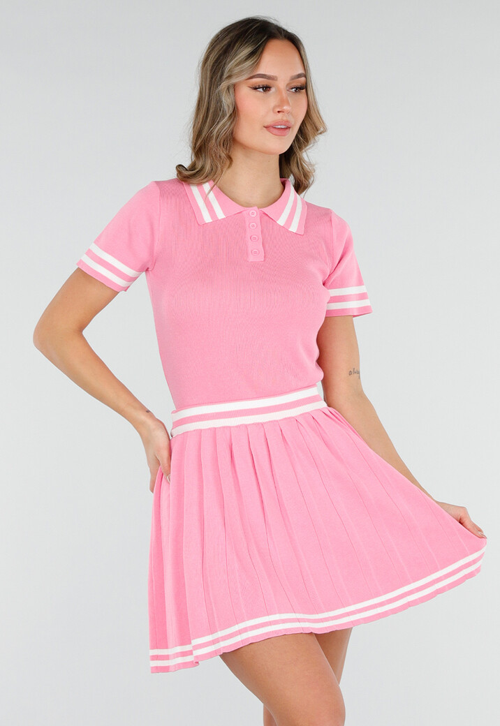 Roze Stretch Set met Polo Top en Plissé Rok