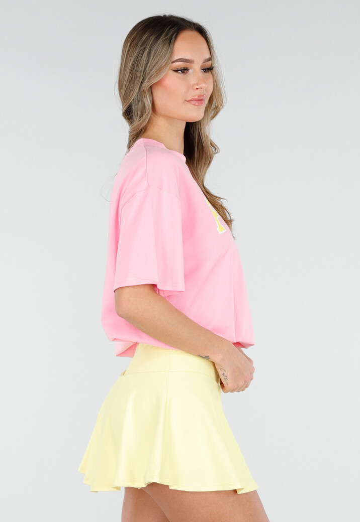 Roze T Shirt met Gele Paris Opdruk