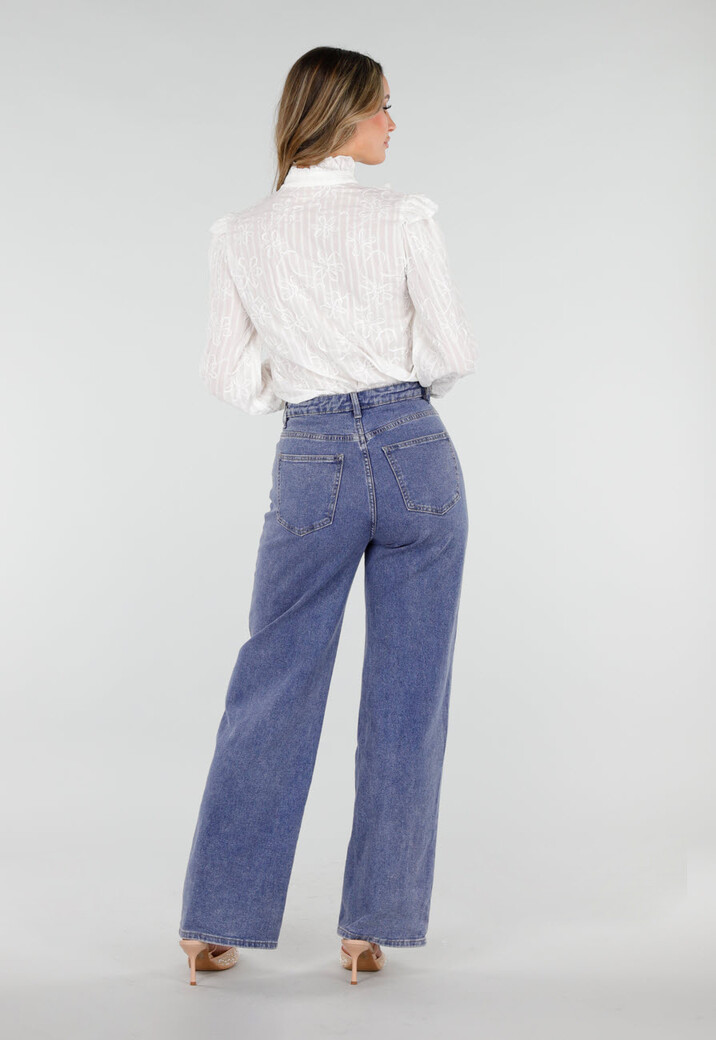 Witte Blouse met Ruches en Lange Mouwen