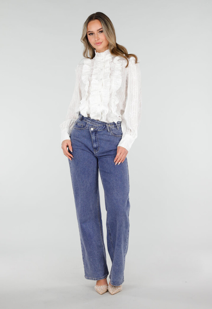 Witte Blouse met Ruches en Lange Mouwen