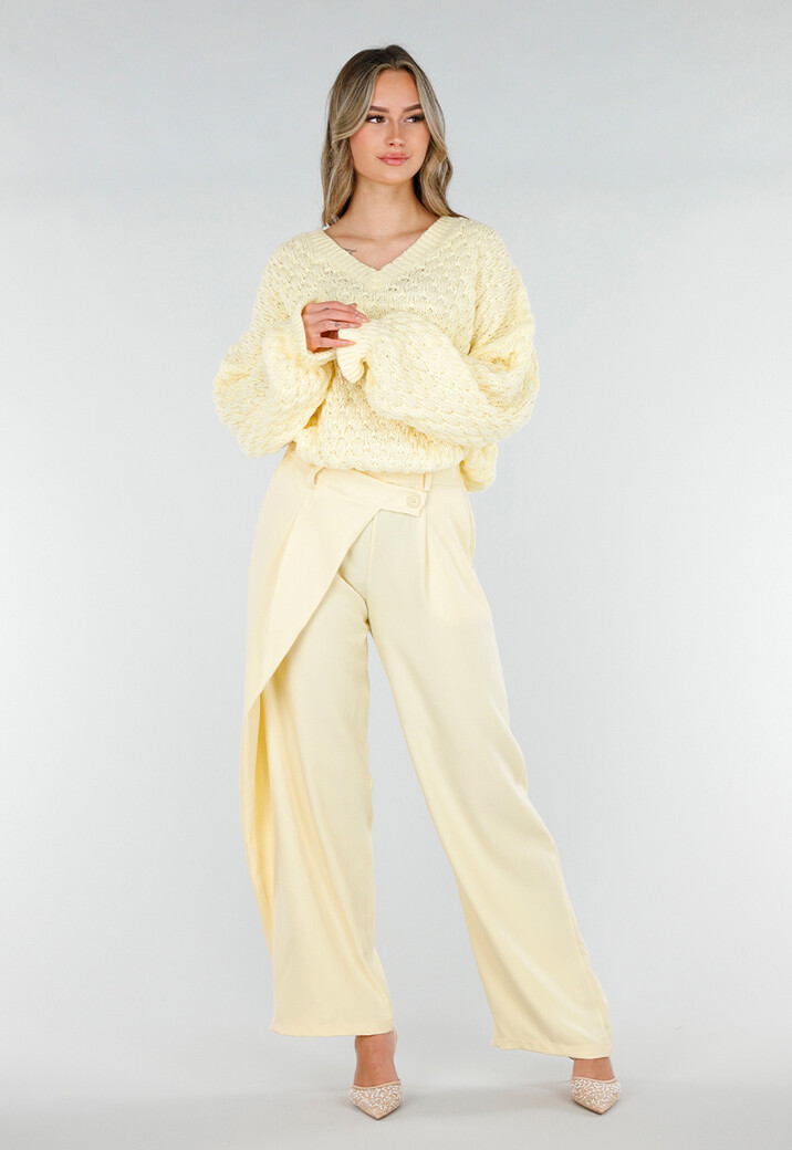 Lichtgele Gebreide Trui met V Hals