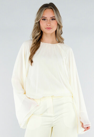 Butter Yellow Blouse met Wijde Mouwen