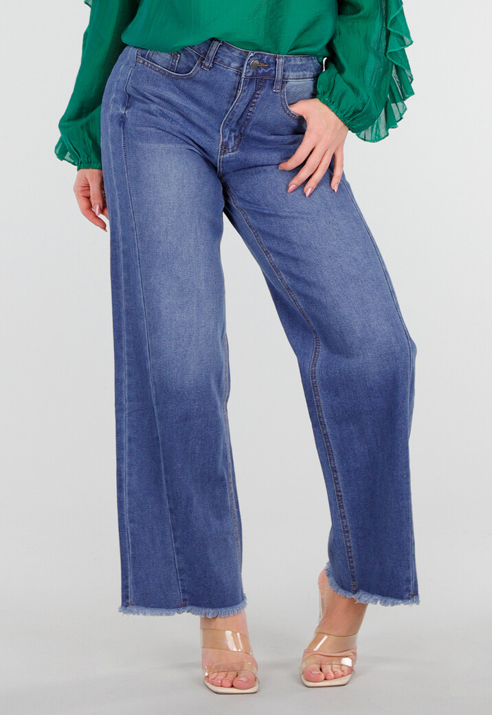 Blauwe High Waist Wide Leg Jeans met Subtiele Wassing en Rafelige Zoom