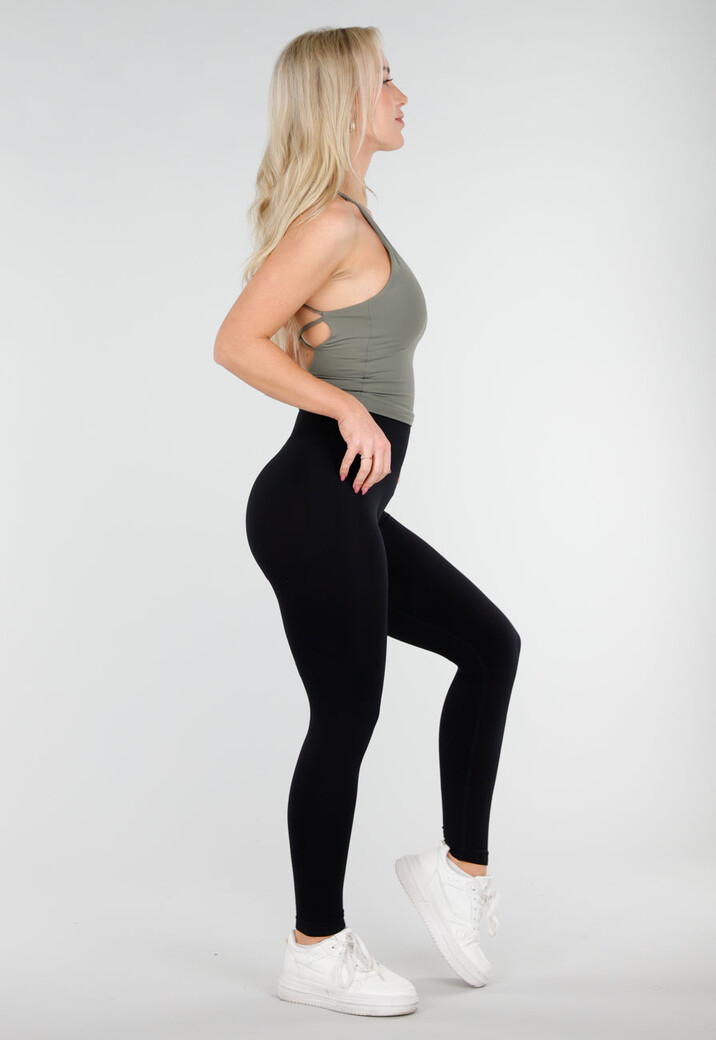 Groene Halter Sporttop met Stretch en Pads