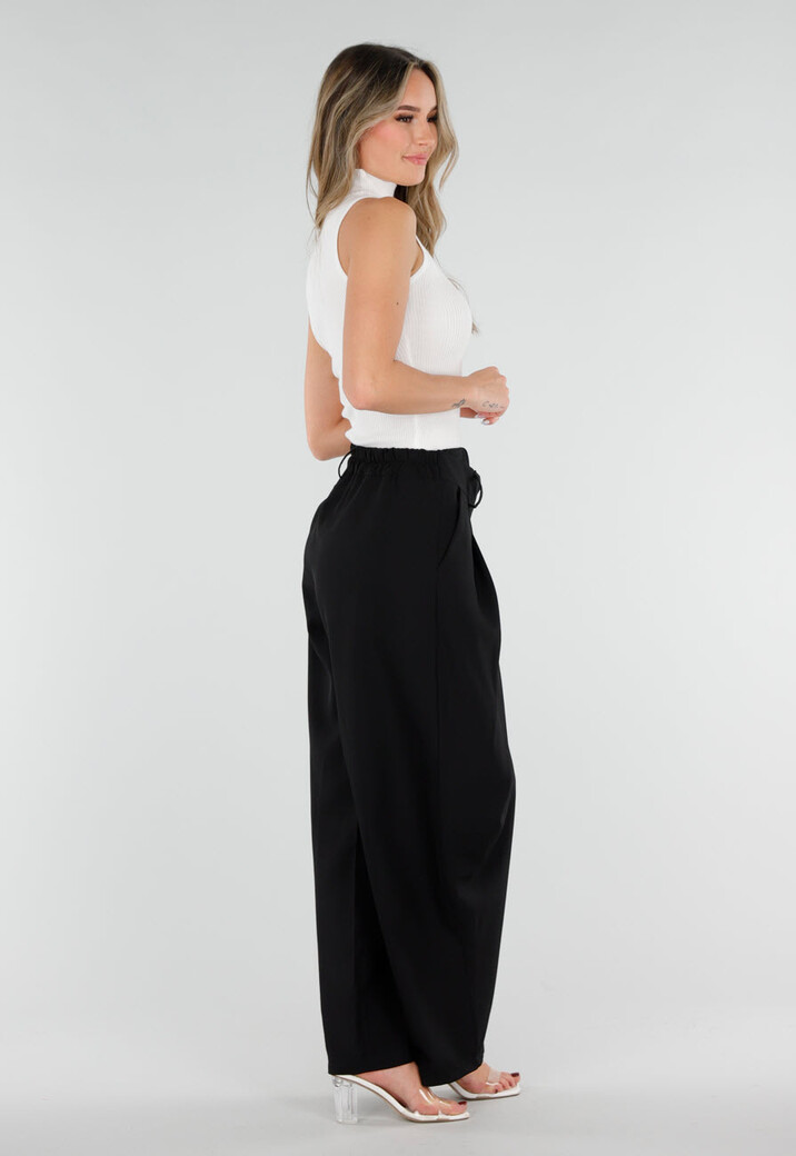Zwarte Barrel Pantalon met Plooien en Stretchband