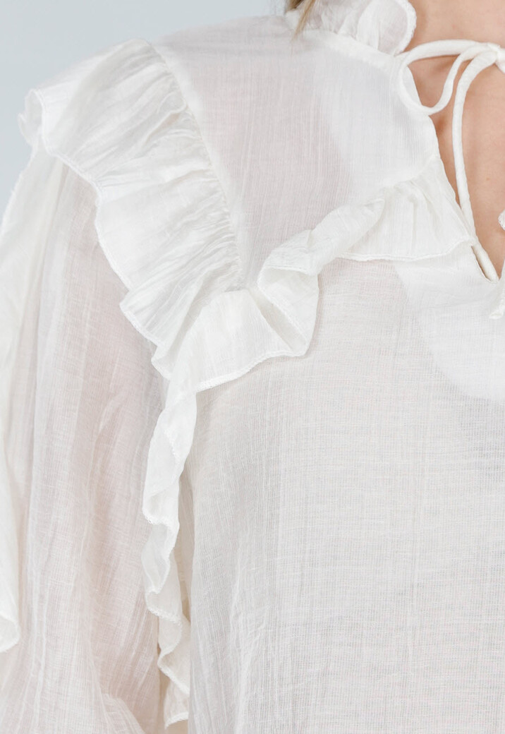 Beige Ruffle Blouse met Lange Mouwen en Striksluiting