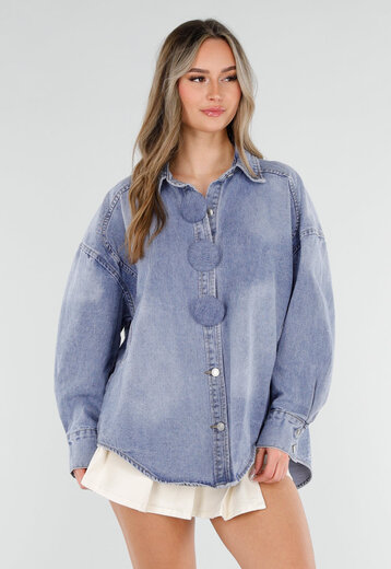 Denim Blauwe Blouse met Grote Knopen