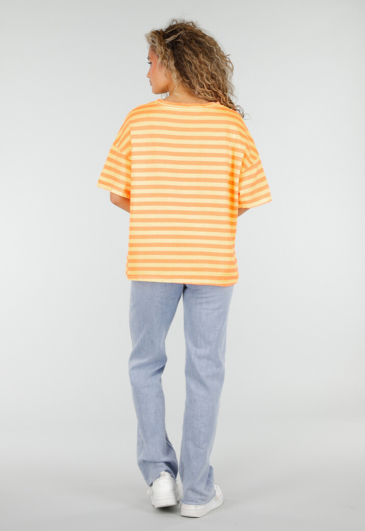 Gestreept T-shirt in Butter Yellow met Ronde Hals en Korte Mouwen
