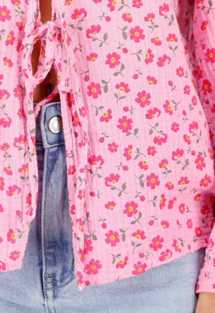 Roze Blouse met Rode Bloemenprint en Striksluiting Voor