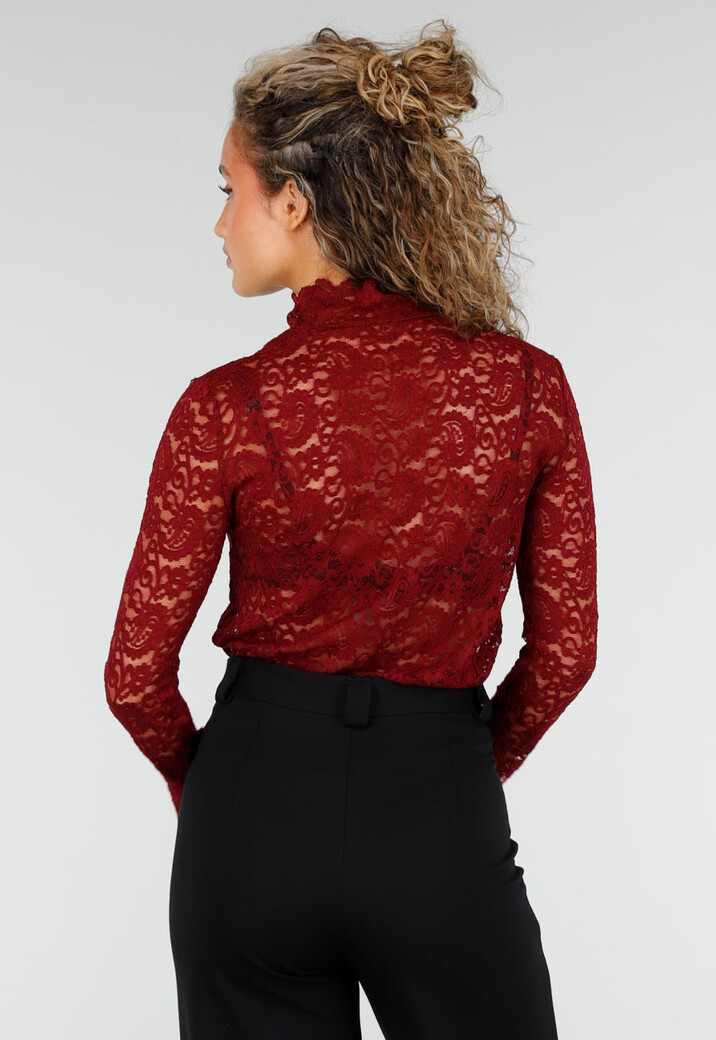 Rode Kanten Top met Lange Mouwen en Hoge Hals